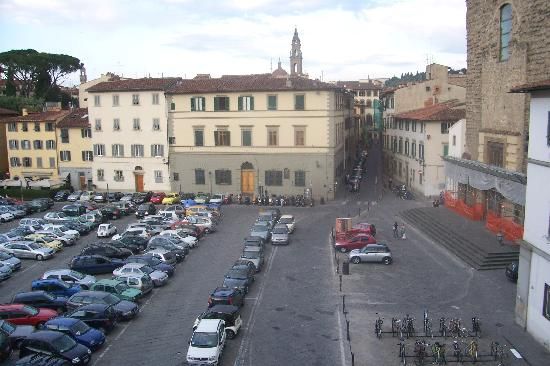 Piazza del Carmine a Firenze