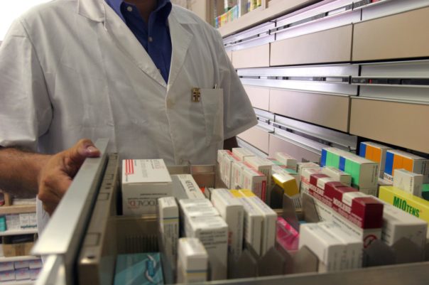 Sanità in Toscana: farmacie ospedaliere consegneranno i medicinali alle residenze per anziani e disabili