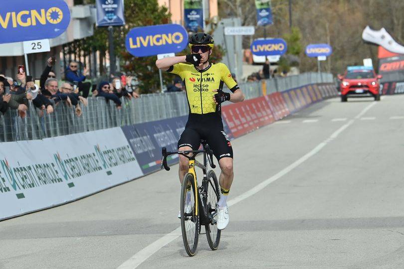 Ciclismo, TirrenoAdriatico 2024 Vingegaard vince la quinta tappa e