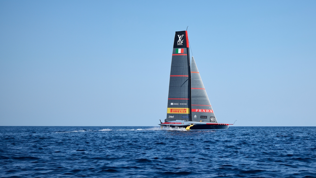 Luna Rossa: perde la prima regata e vince la seconda. Ancora parità (3 3) con Ineos Britannia. Il calendario