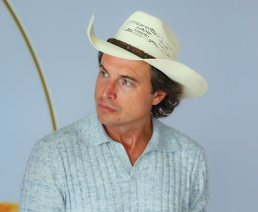 Kimbal Musk, fratello di Elon, a Palazzo Chigi con Stroppa e la moglie di Bocelli: incontro con Giuli